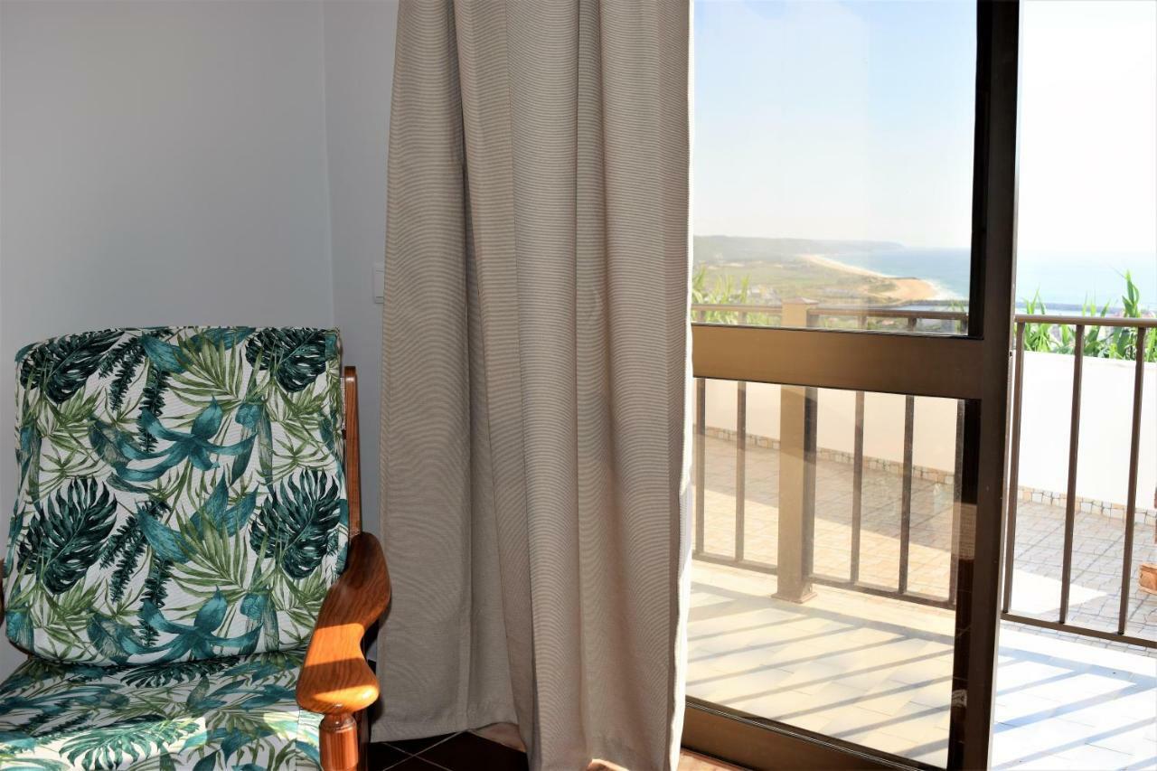 מלון Casa Dos Passarinhos-Seaview@נאזרה מראה חיצוני תמונה